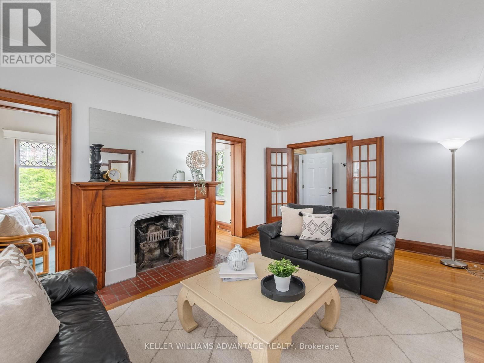 58 SILVER BIRCH AVENUE Image 5