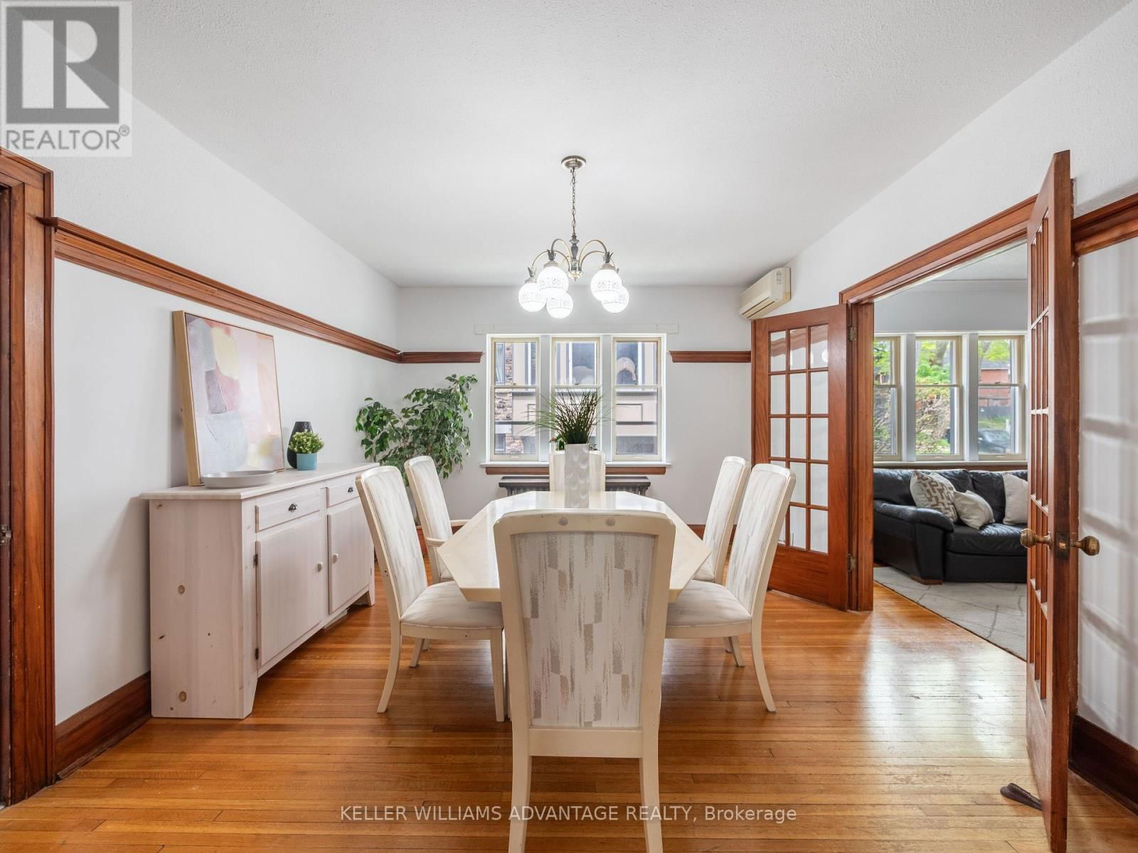 58 SILVER BIRCH AVENUE Image 7