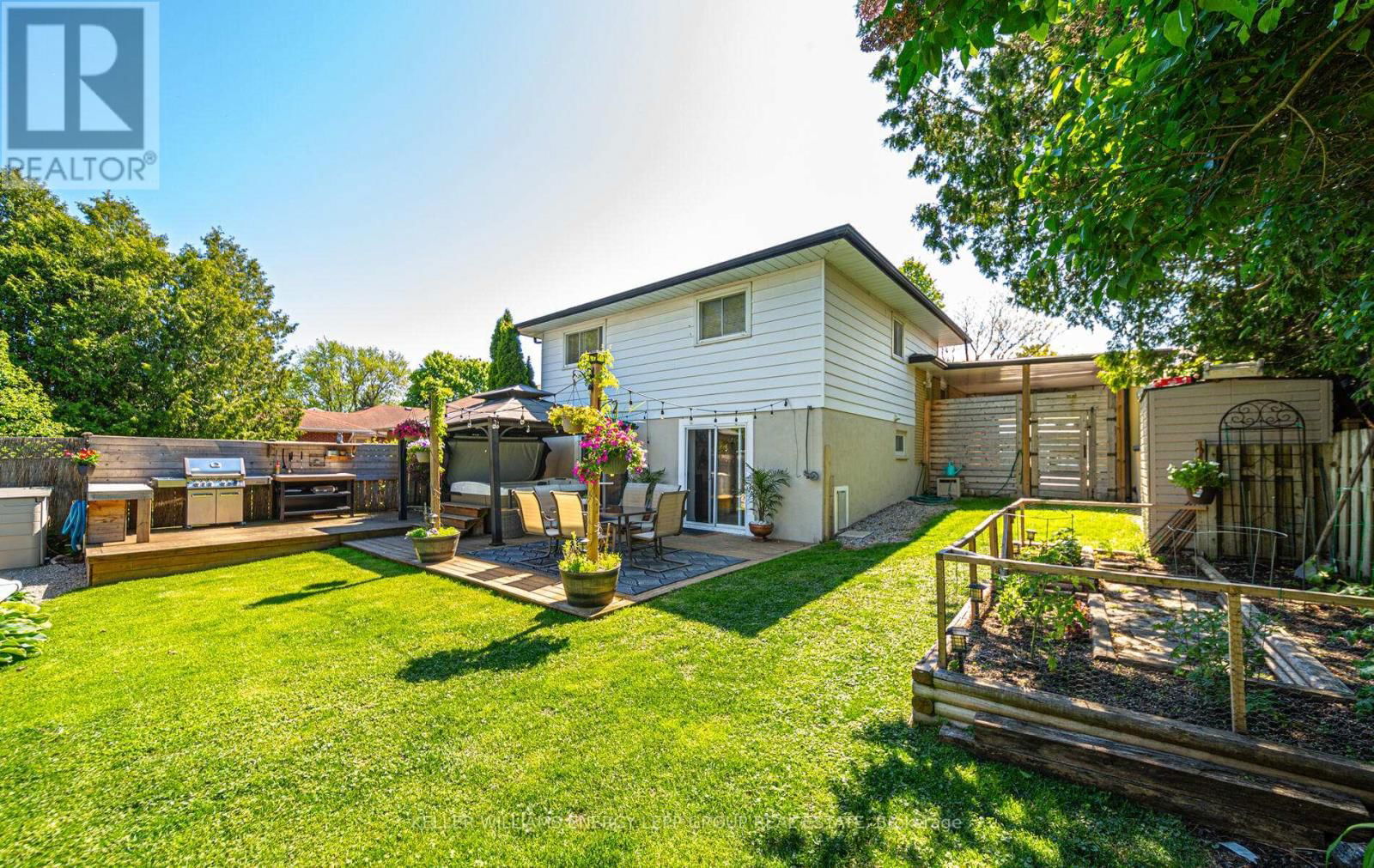 849 BYRON STREET NORTH Image 43