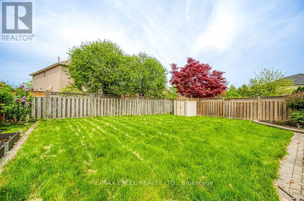 1619 AMBERLEA ROAD Image 47