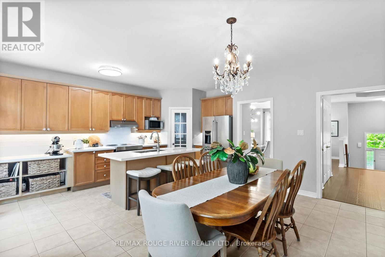 11 MAPLE EDGE LANE Image 11