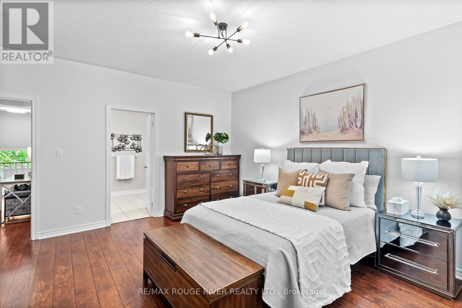 11 MAPLE EDGE LANE Image 18