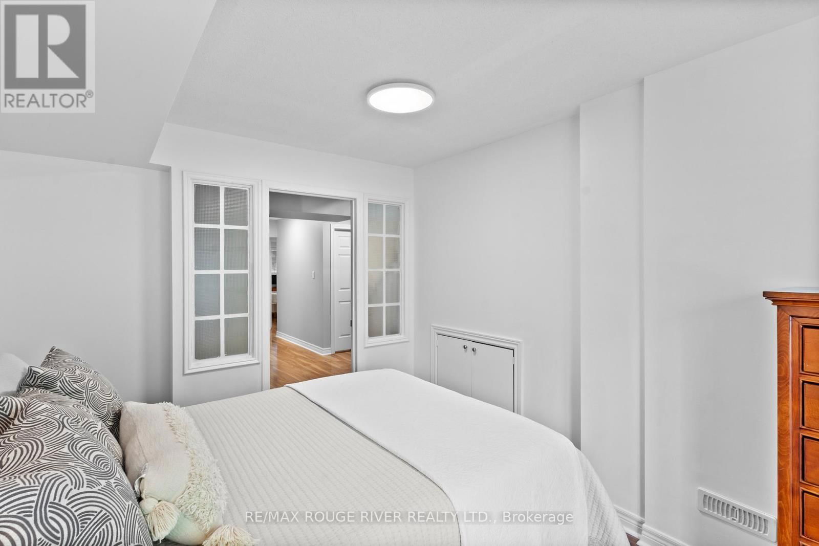 11 MAPLE EDGE LANE Image 26