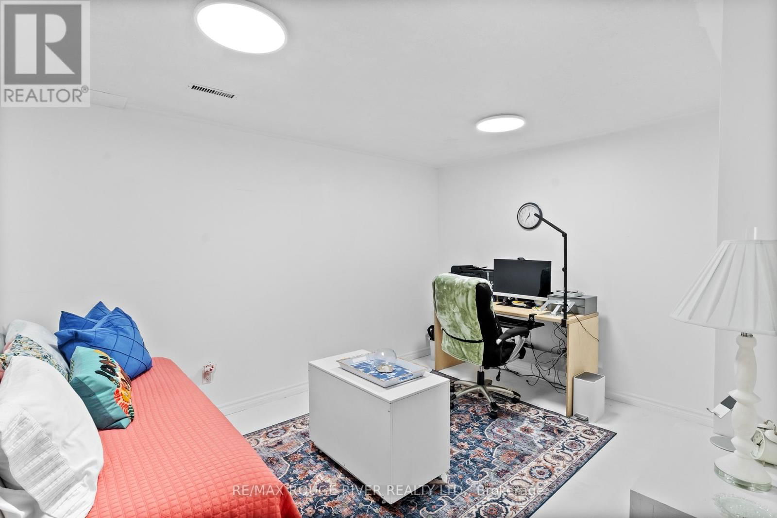 11 MAPLE EDGE LANE Image 35
