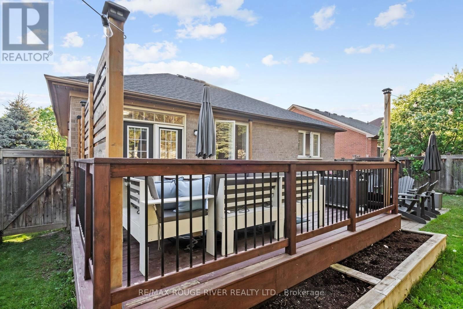11 MAPLE EDGE LANE Image 41