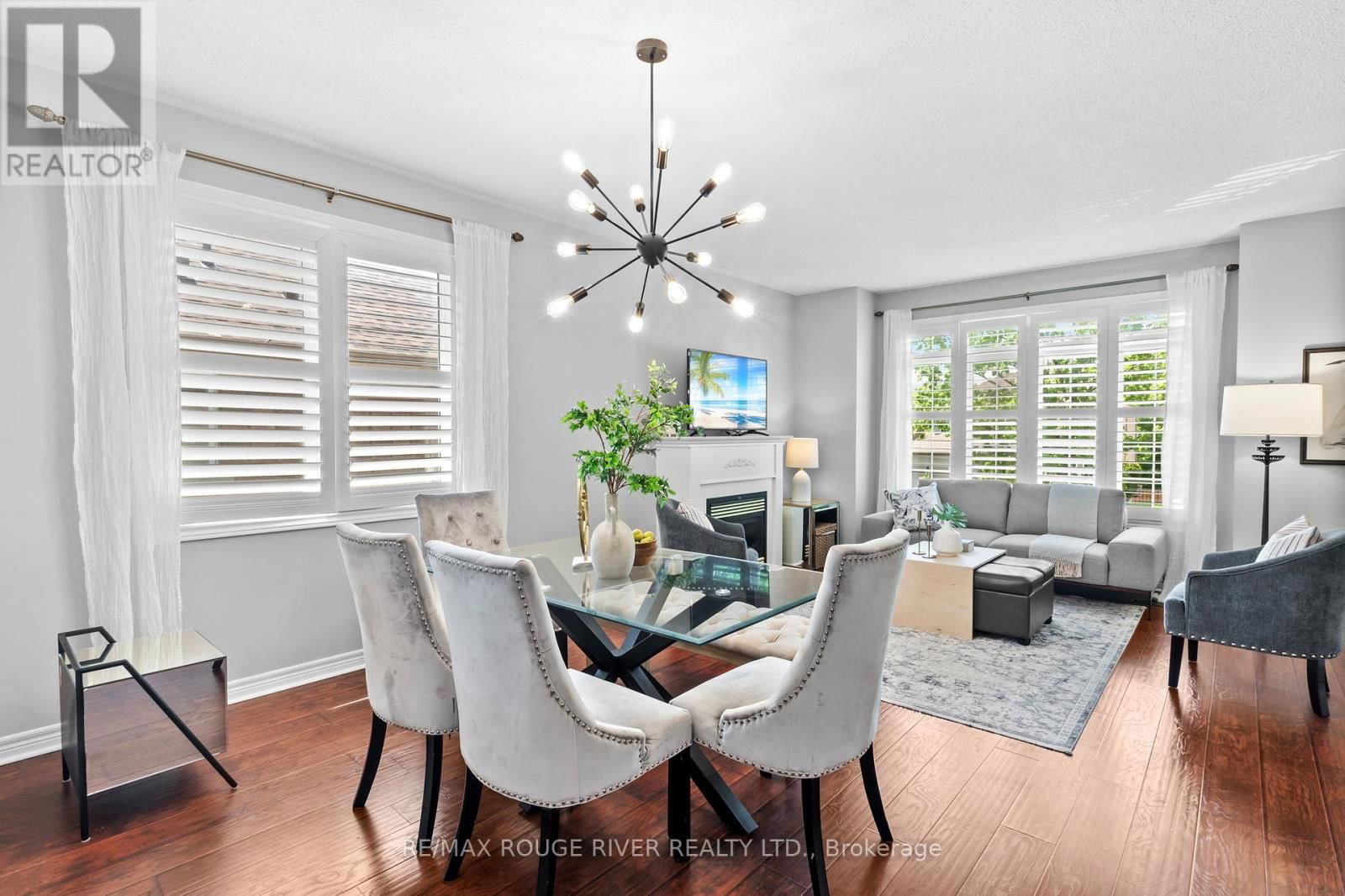 11 MAPLE EDGE LANE Image 8