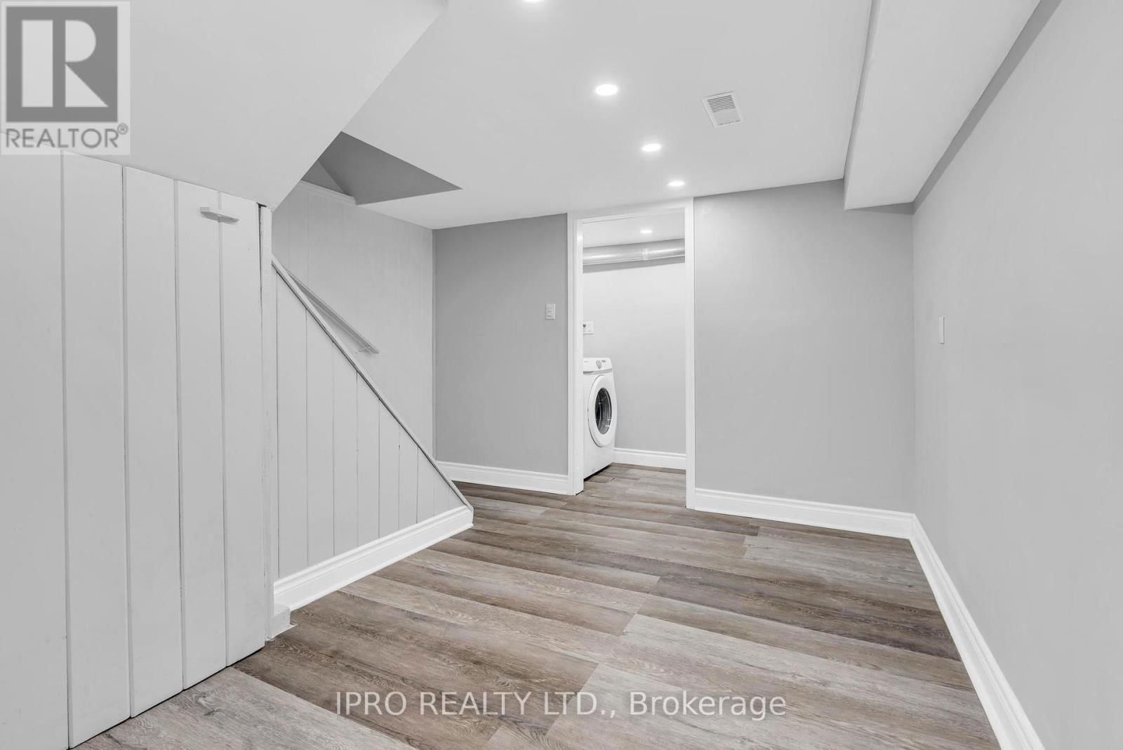 52 TULLOCH DRIVE Image 19