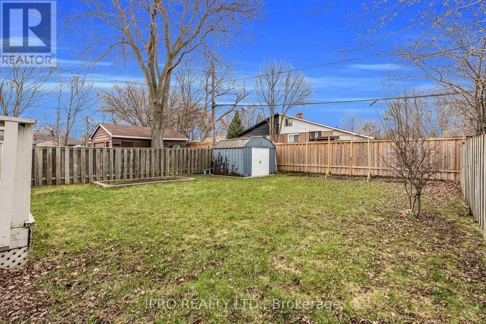 52 TULLOCH DRIVE Image 31