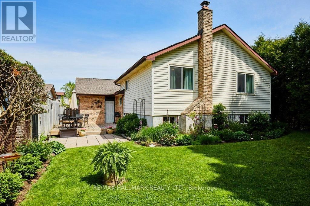 21 PILKINGTON CRESCENT Image 12