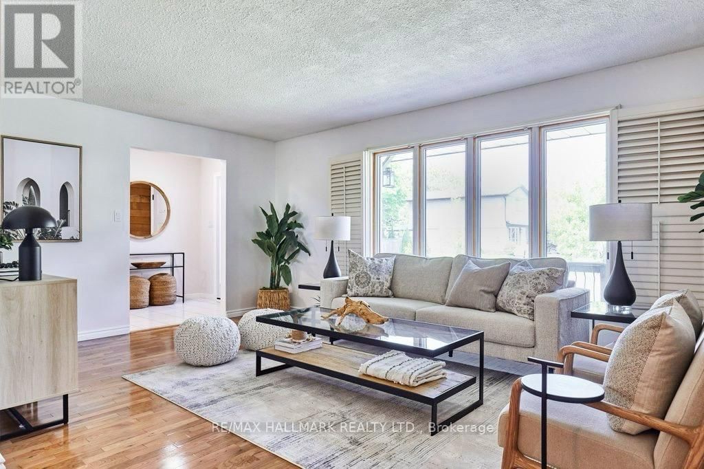 21 PILKINGTON CRESCENT Image 2