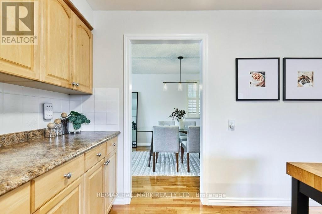 21 PILKINGTON CRESCENT Image 4