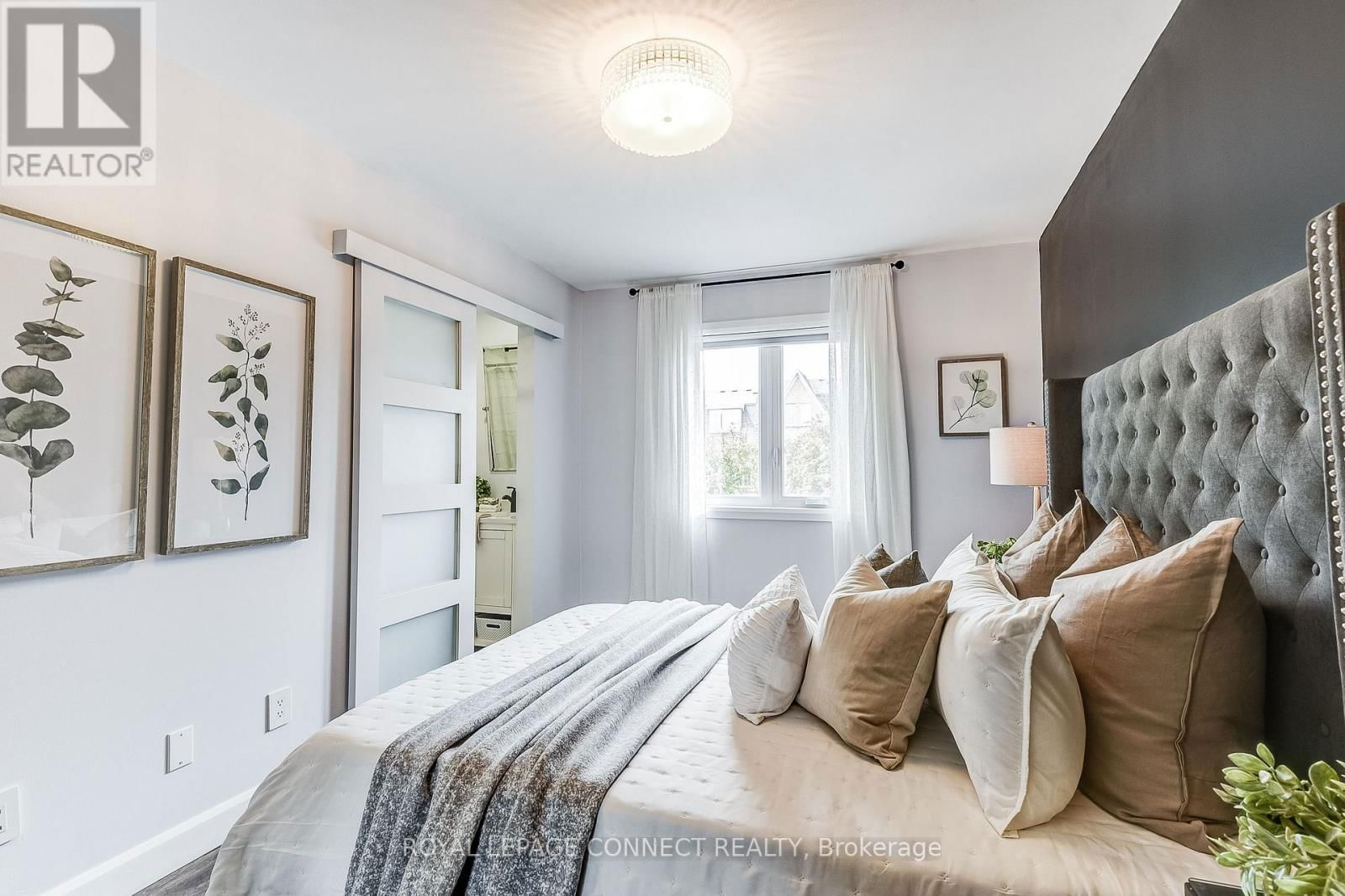 33 WALLACE DRIVE Image 17