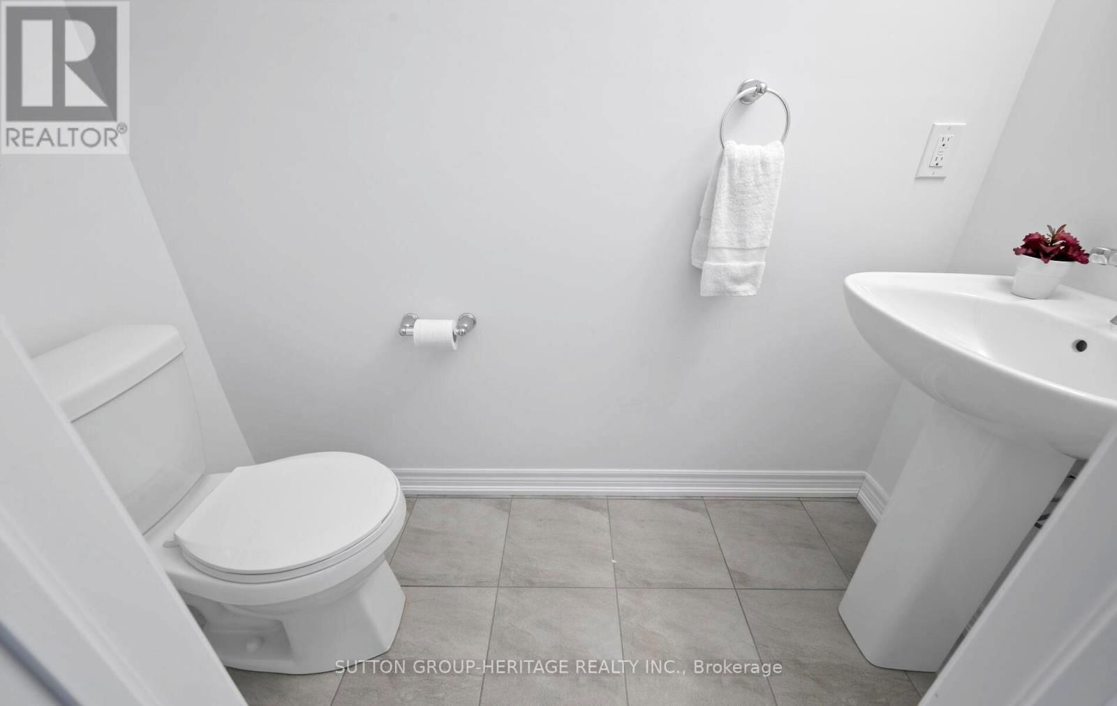 16 SORBARA WAY Image 14