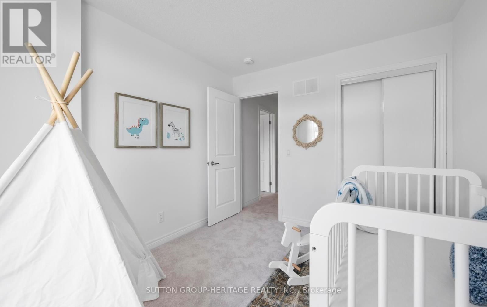 16 SORBARA WAY Image 21