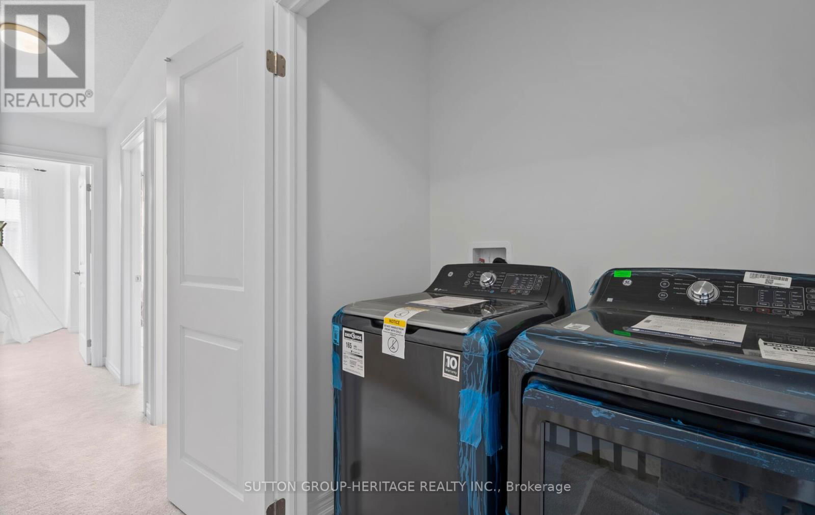 16 SORBARA WAY Image 23