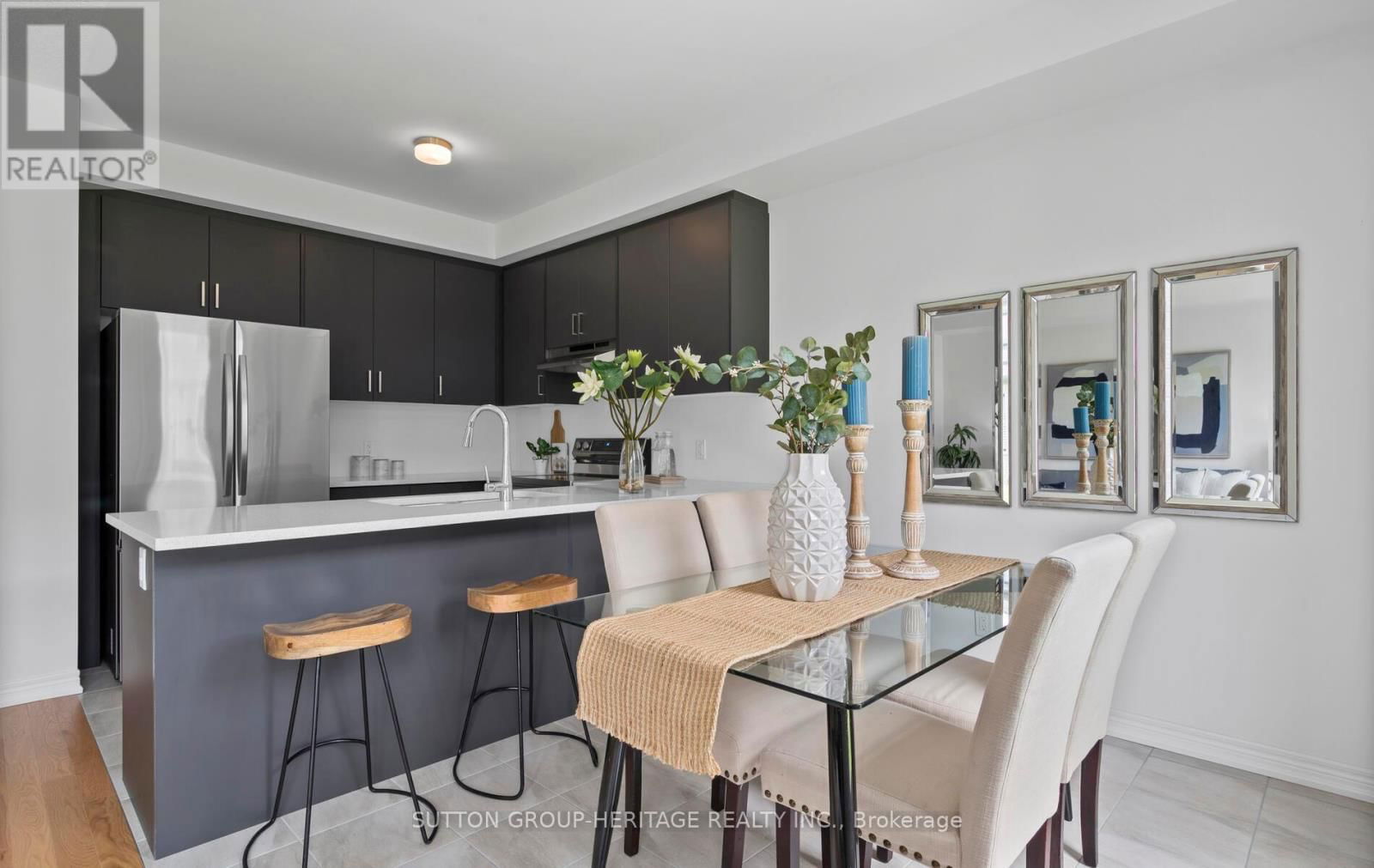 16 SORBARA WAY Image 7