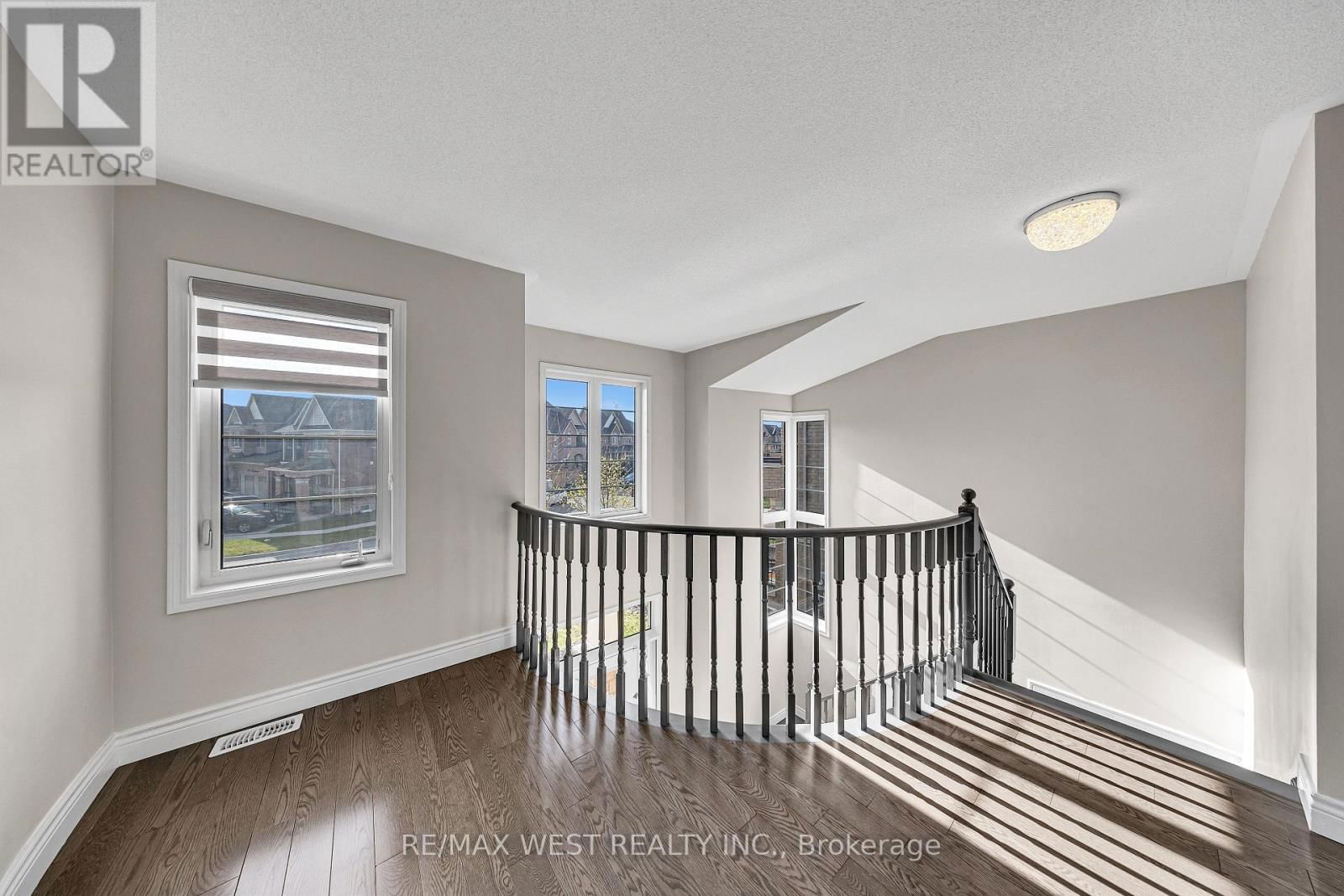 2485 BANDSMAN CRESCENT Image 22