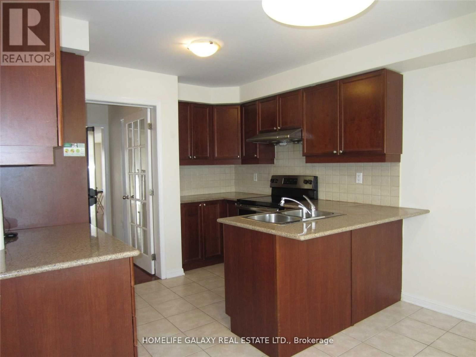19 WINKLER TERRACE Image 5