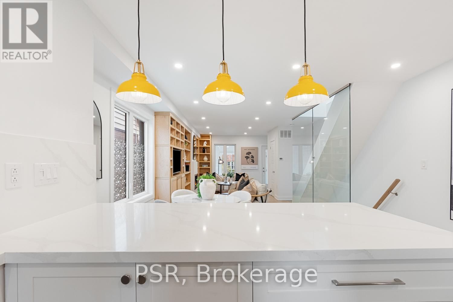 43 HEMLOCK AVENUE Image 12