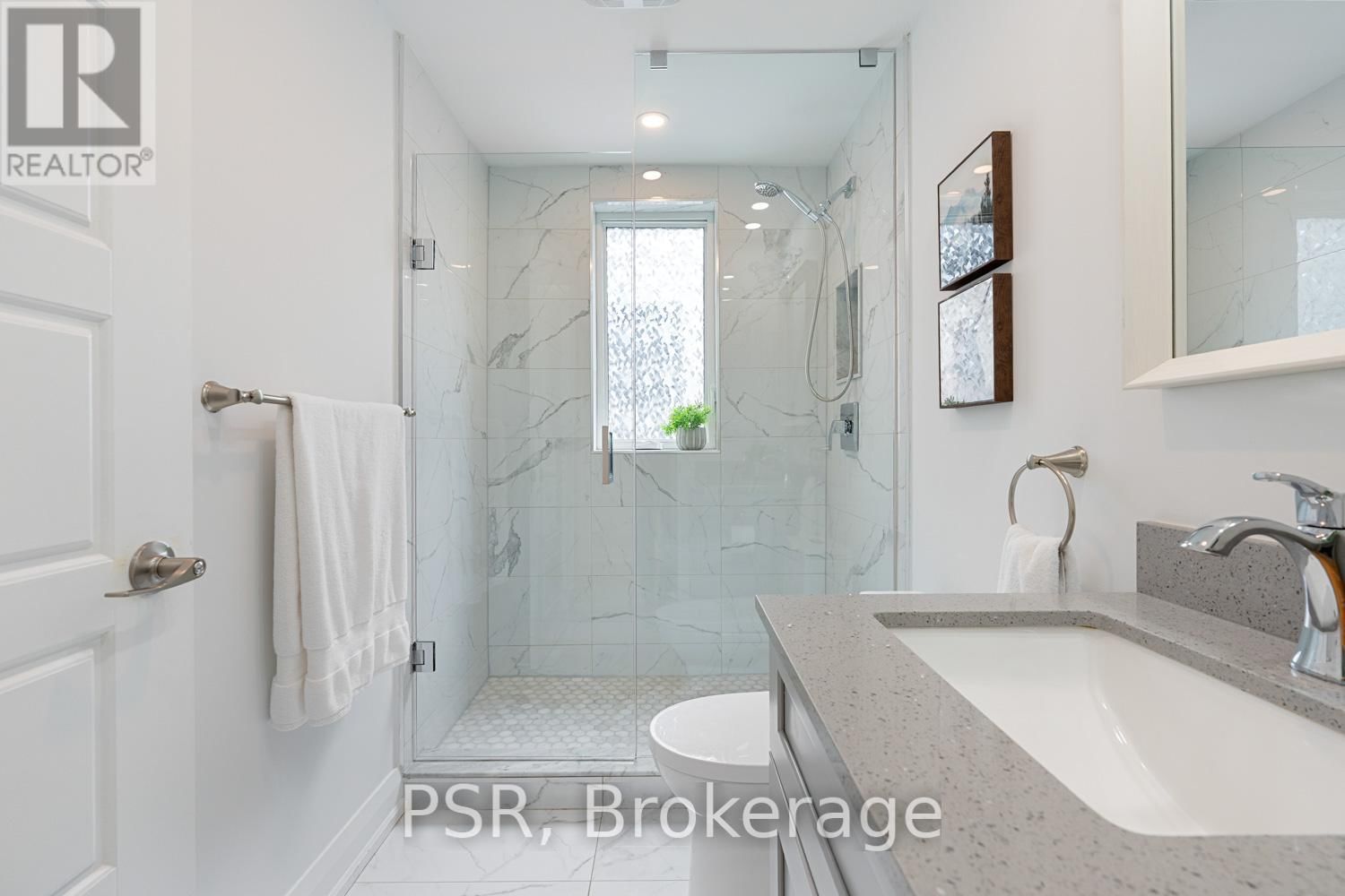 43 HEMLOCK AVENUE Image 25