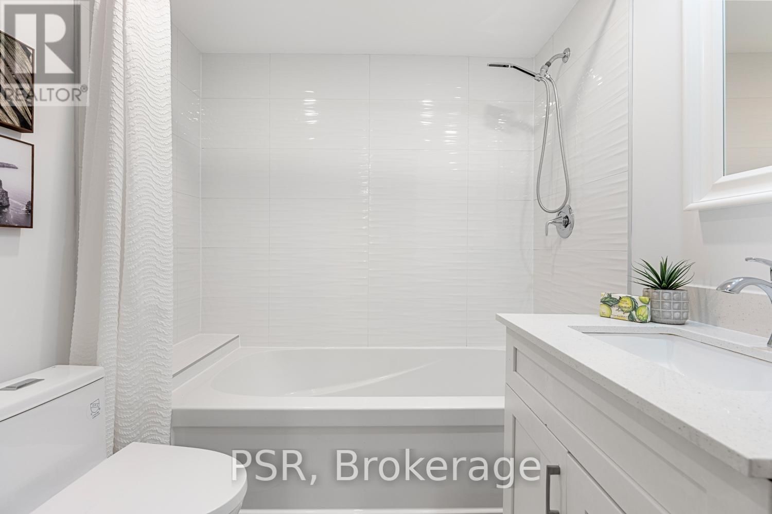 43 HEMLOCK AVENUE Image 33