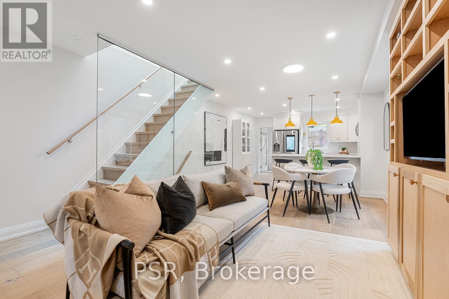 43 HEMLOCK AVENUE Image 6