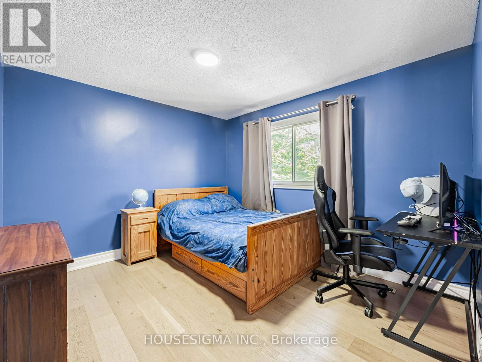 10 WHITNEY COURT Image 19
