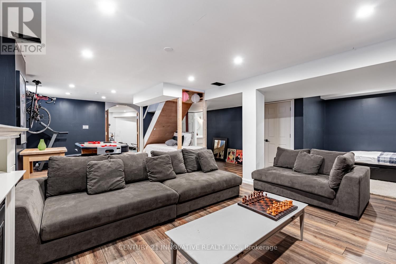 4 BLACKFRIAR AVENUE Image 33