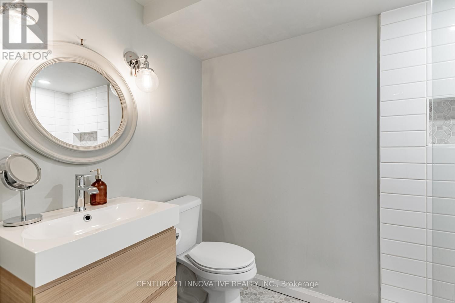 4 BLACKFRIAR AVENUE Image 35