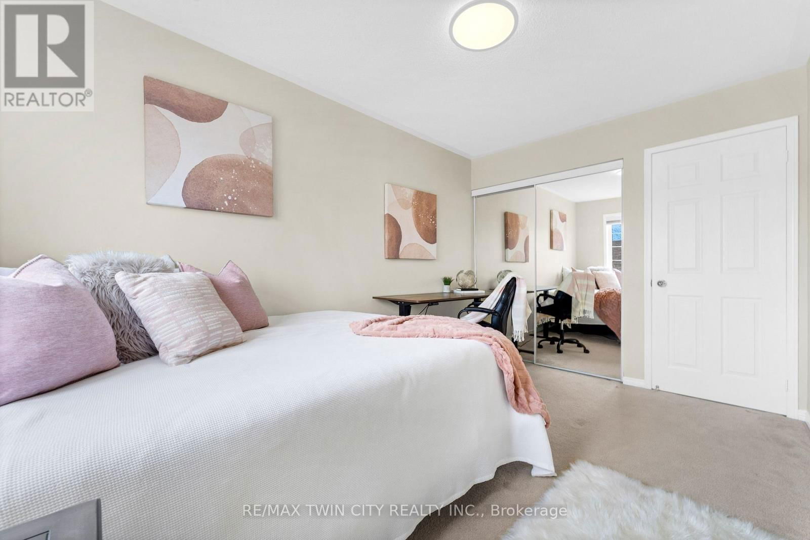 95 BETTINA PLACE Image 21