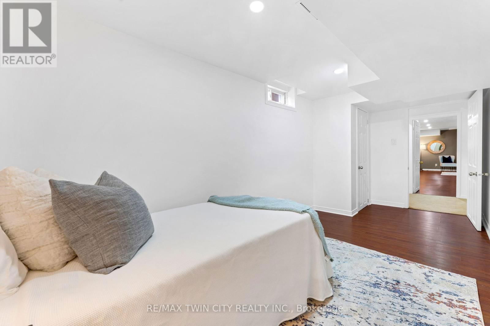 95 BETTINA PLACE Image 31