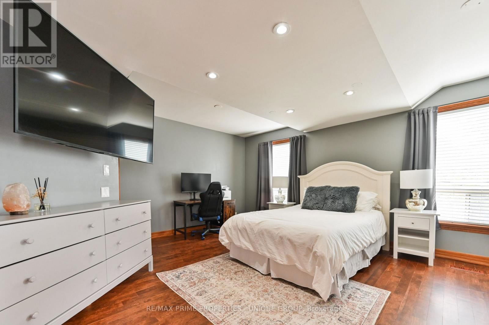 16 EASTWOOD AVENUE Image 23