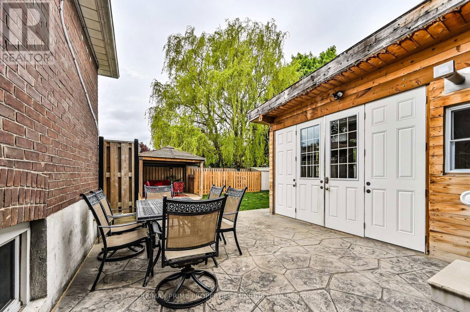 16 EASTWOOD AVENUE Image 35