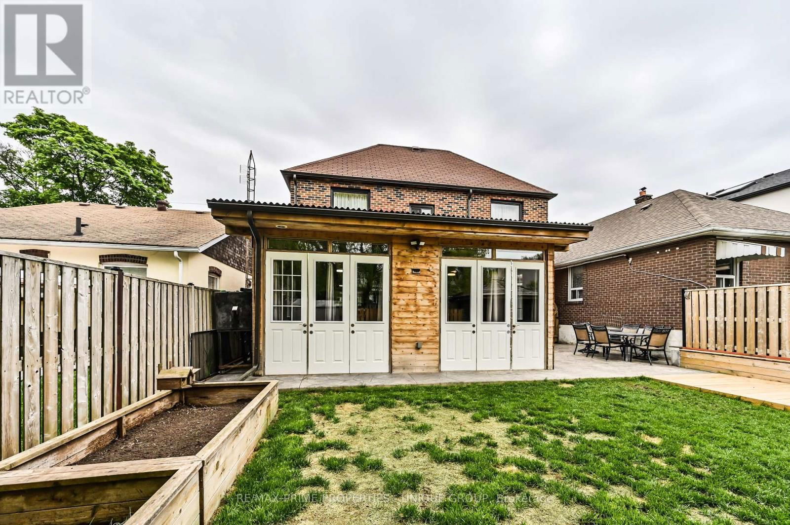 16 EASTWOOD AVENUE Image 39