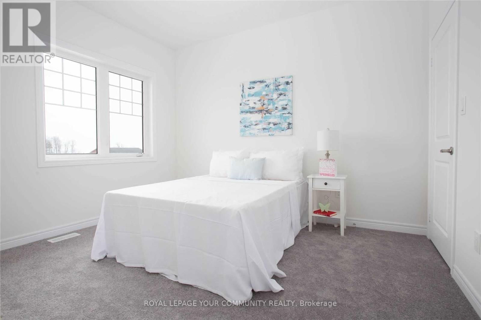 138 CHRISTINE ELLIOTT AVENUE Image 19