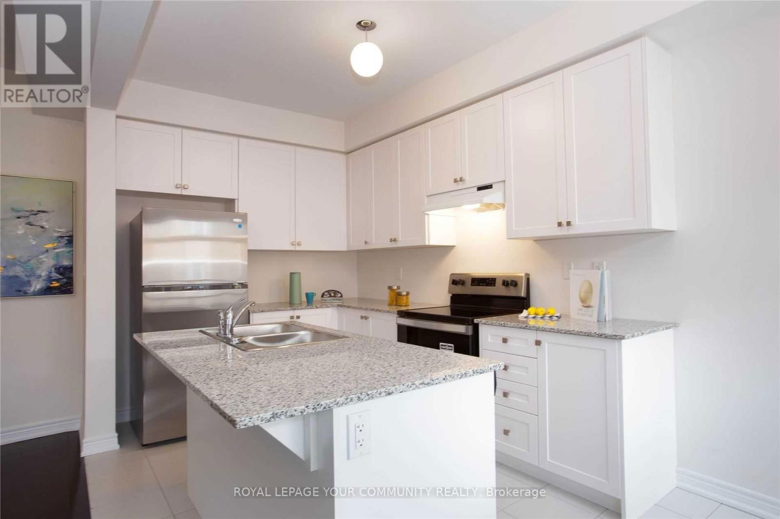 138 CHRISTINE ELLIOTT AVENUE Image 7