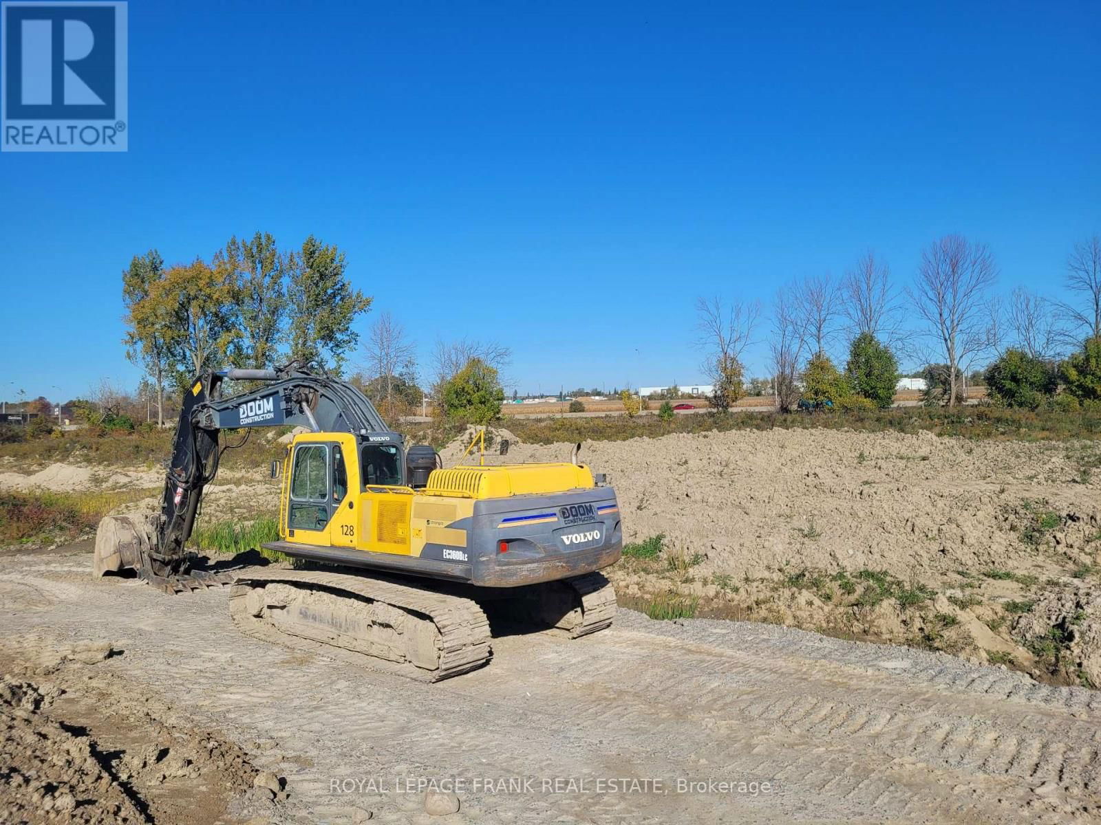 1 - 540 LAKE ROAD Image 13