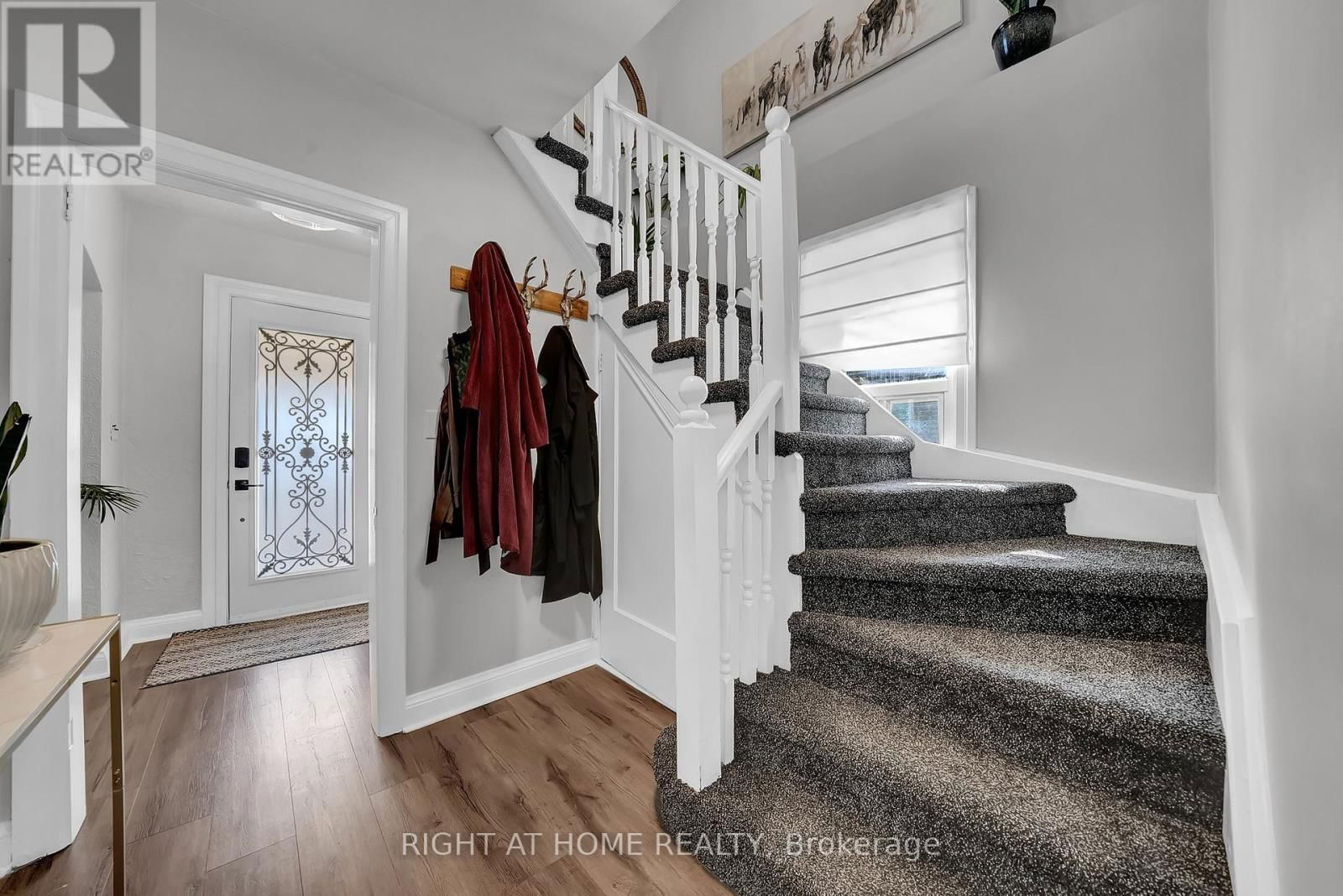 244 OSHAWA BOULEVARD Image 10