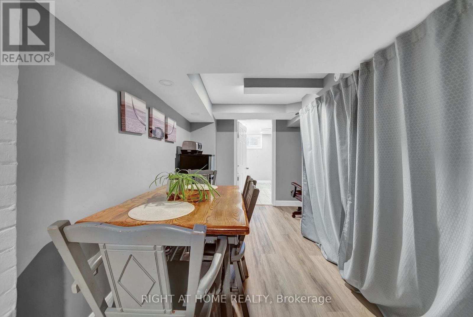 244 OSHAWA BOULEVARD Image 24