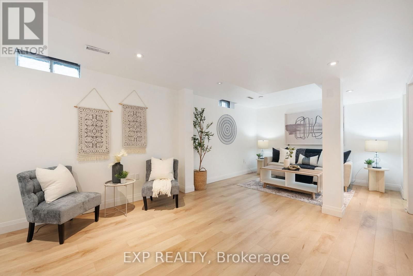 24 GLENMORE DRIVE Image 23