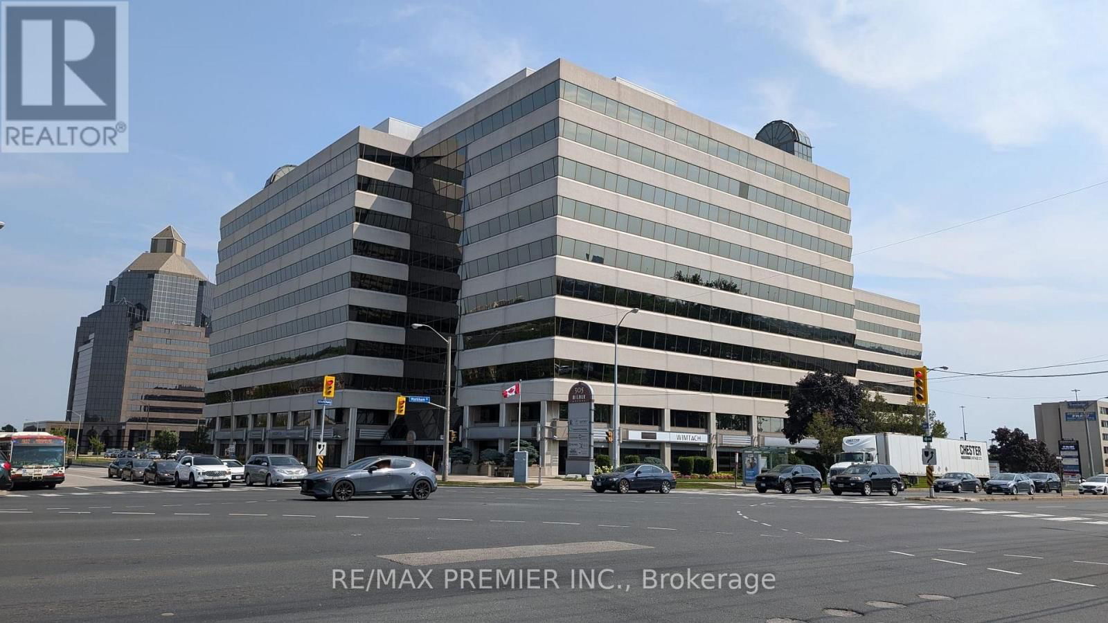 700-10 - 305 MILNER AVENUE Image 1