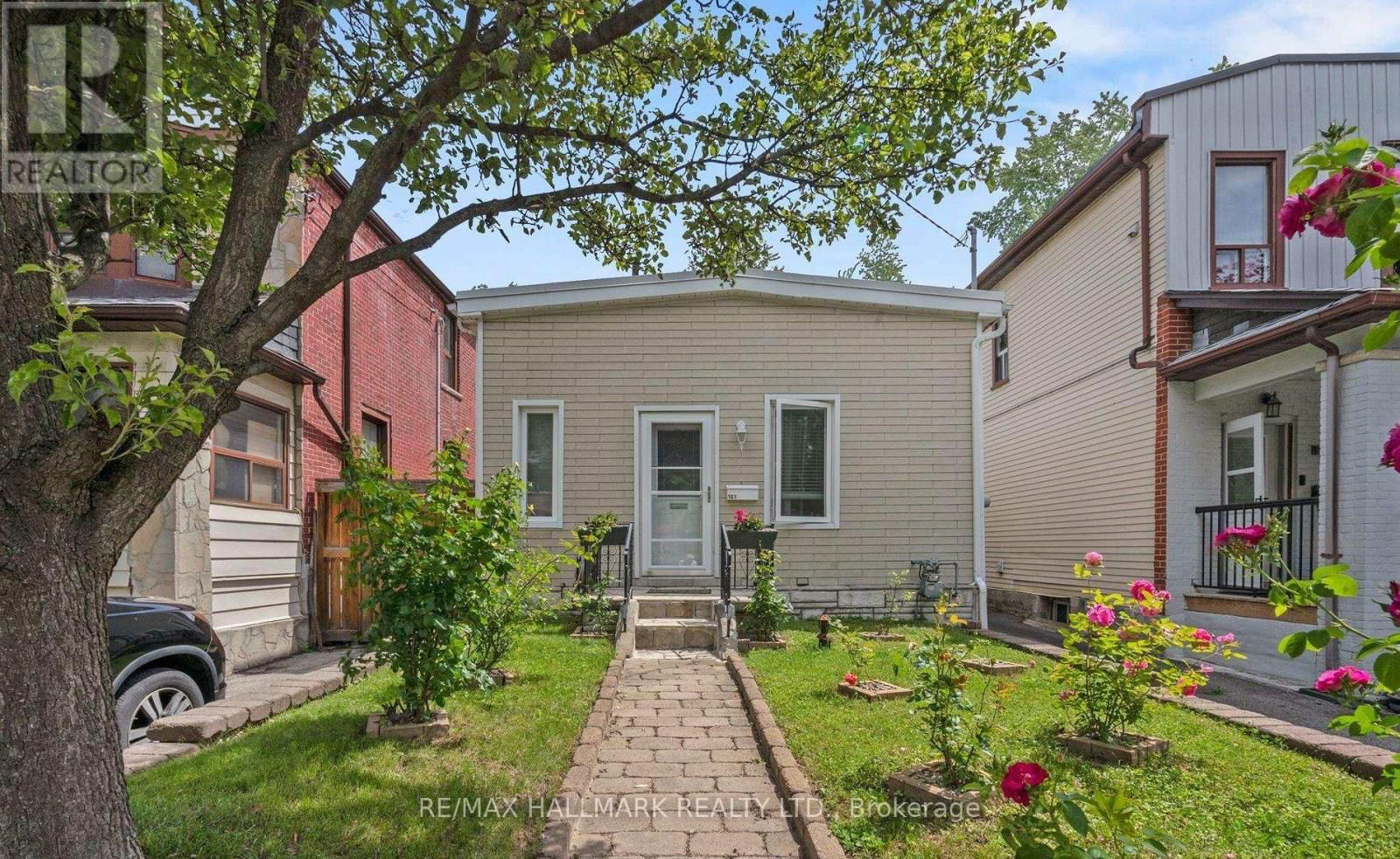 161 ASHDALE AVENUE Image 1