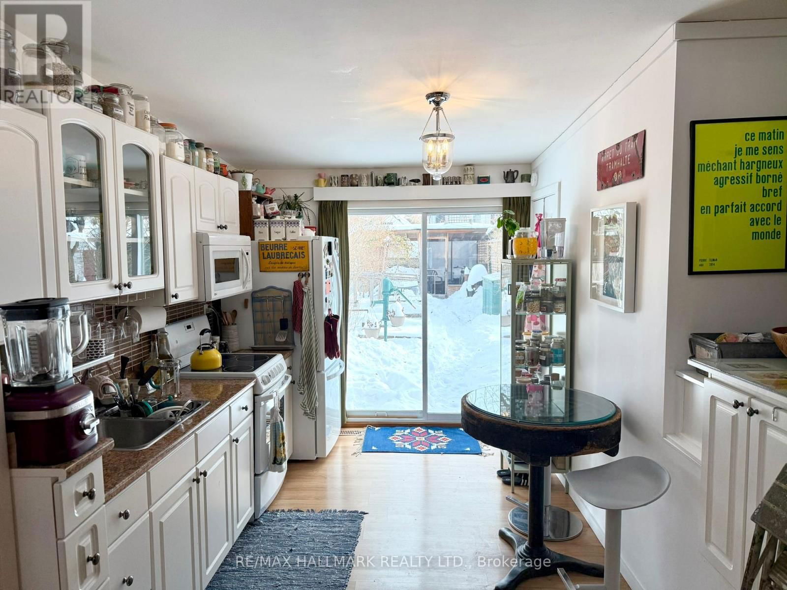 161 ASHDALE AVENUE Image 21