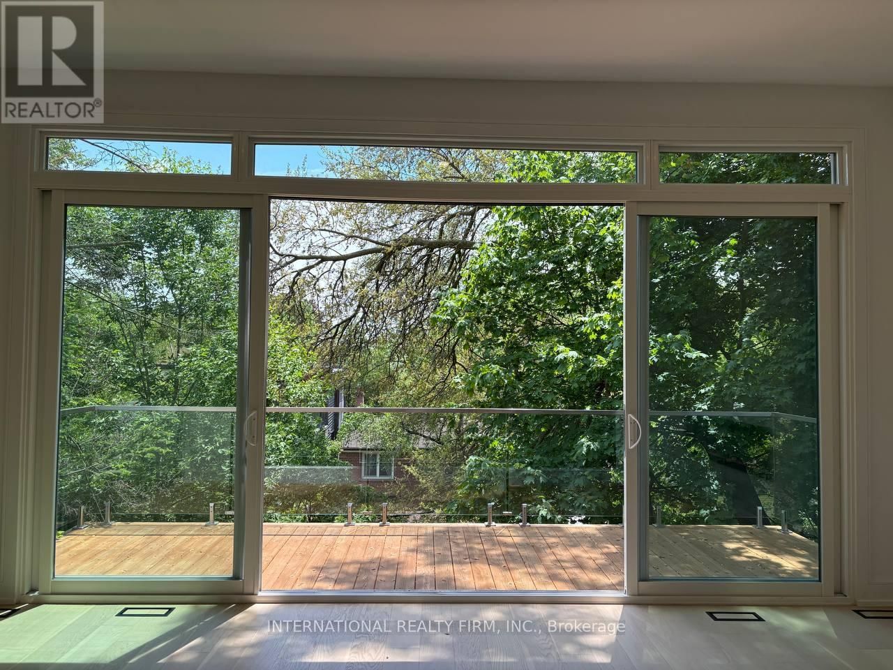 19 IVY AVENUE Image 13