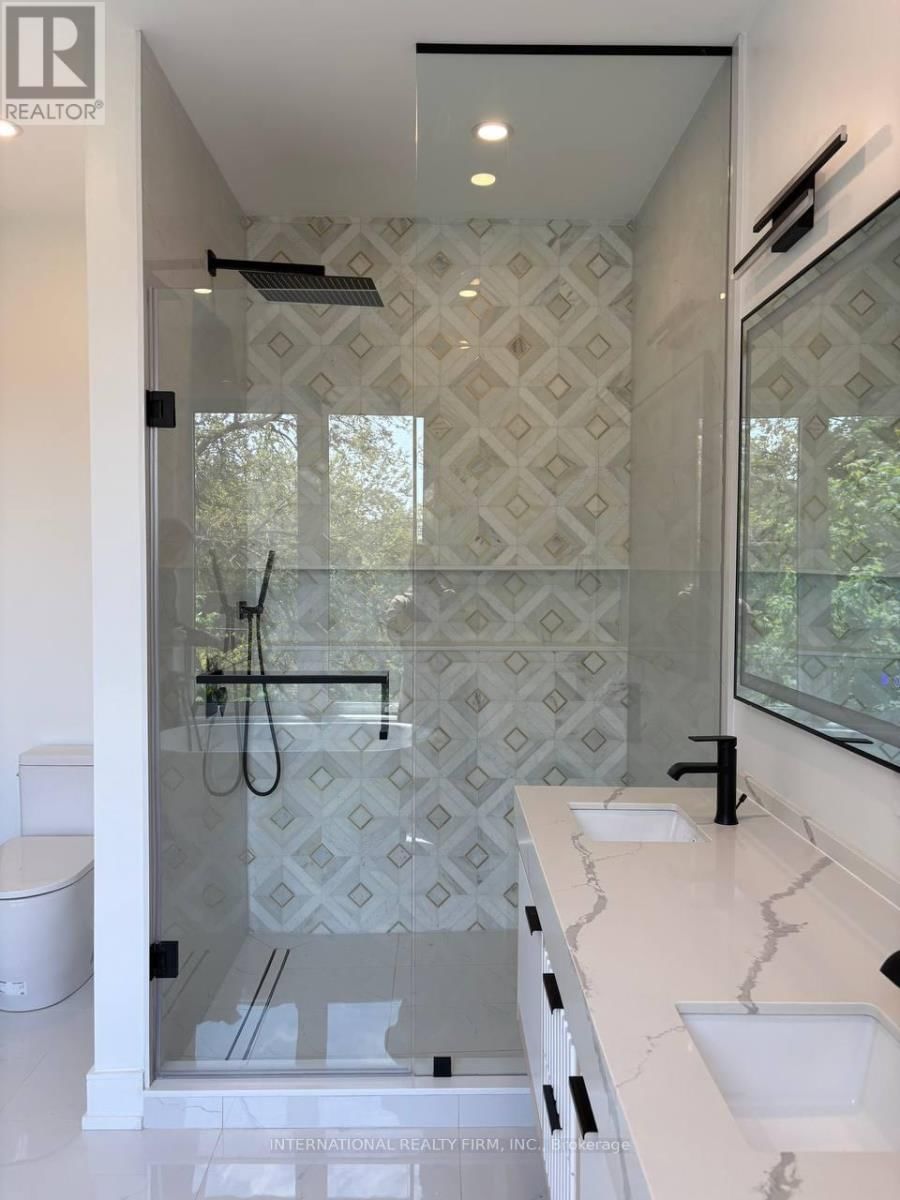 19 IVY AVENUE Image 27