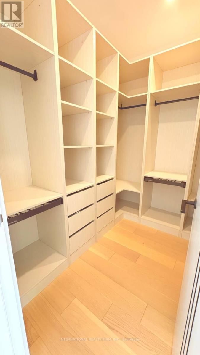 19 IVY AVENUE Image 28