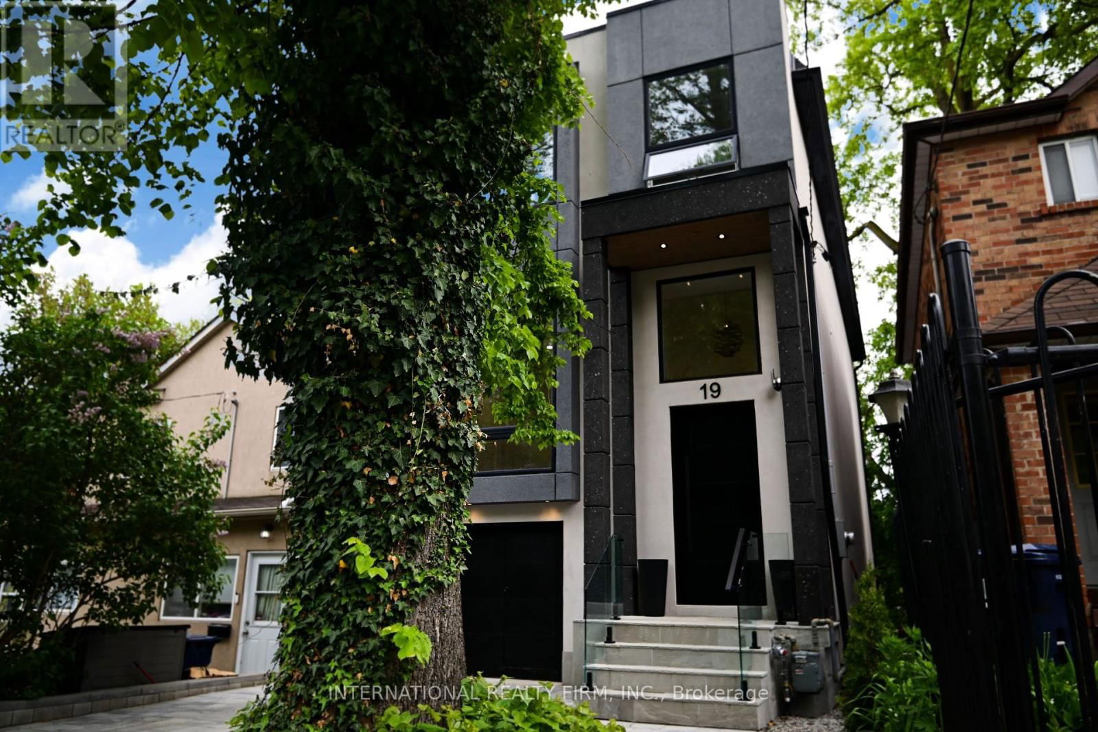 19 IVY AVENUE Image 3