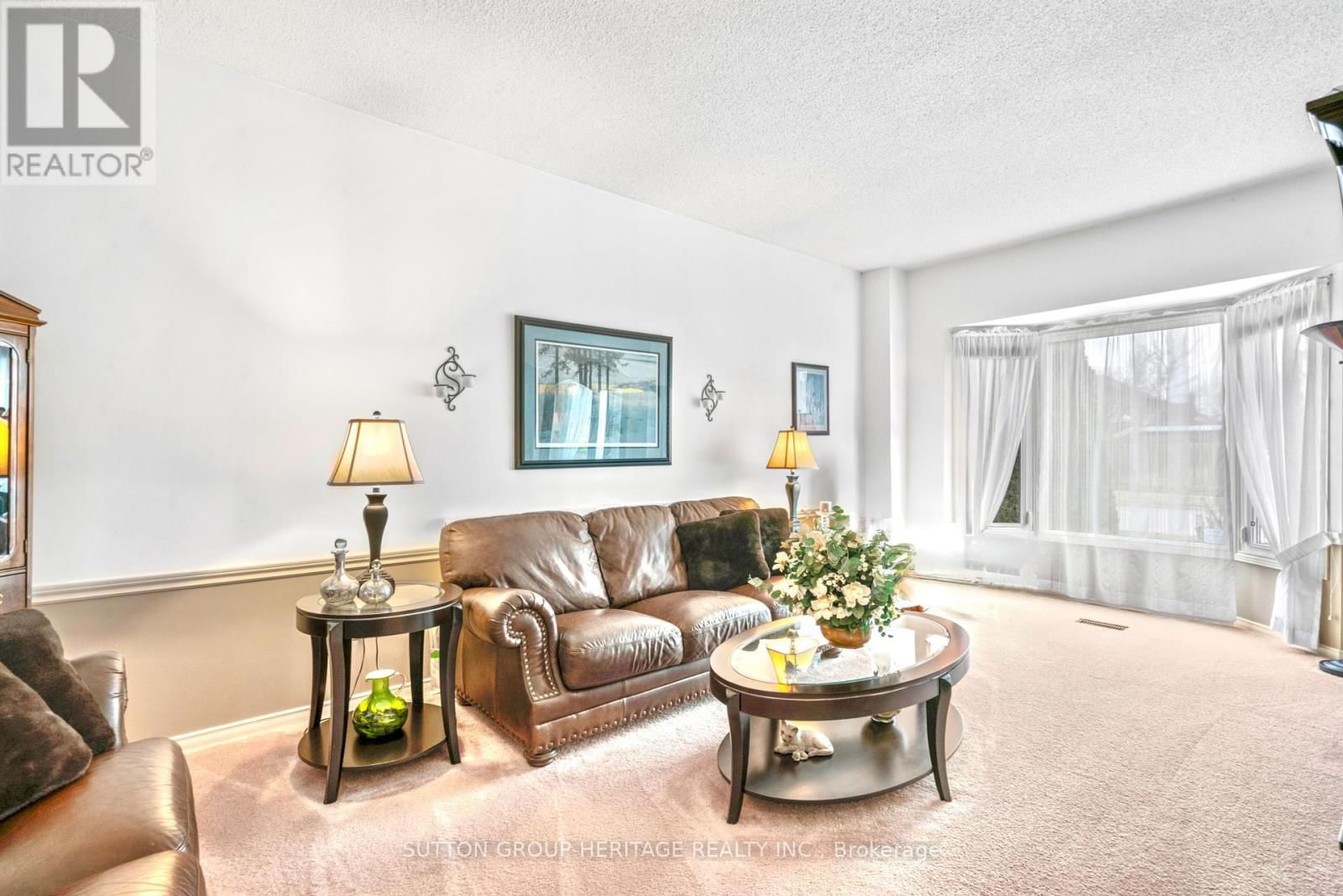 943 GABLEHURST CRESCENT Image 5