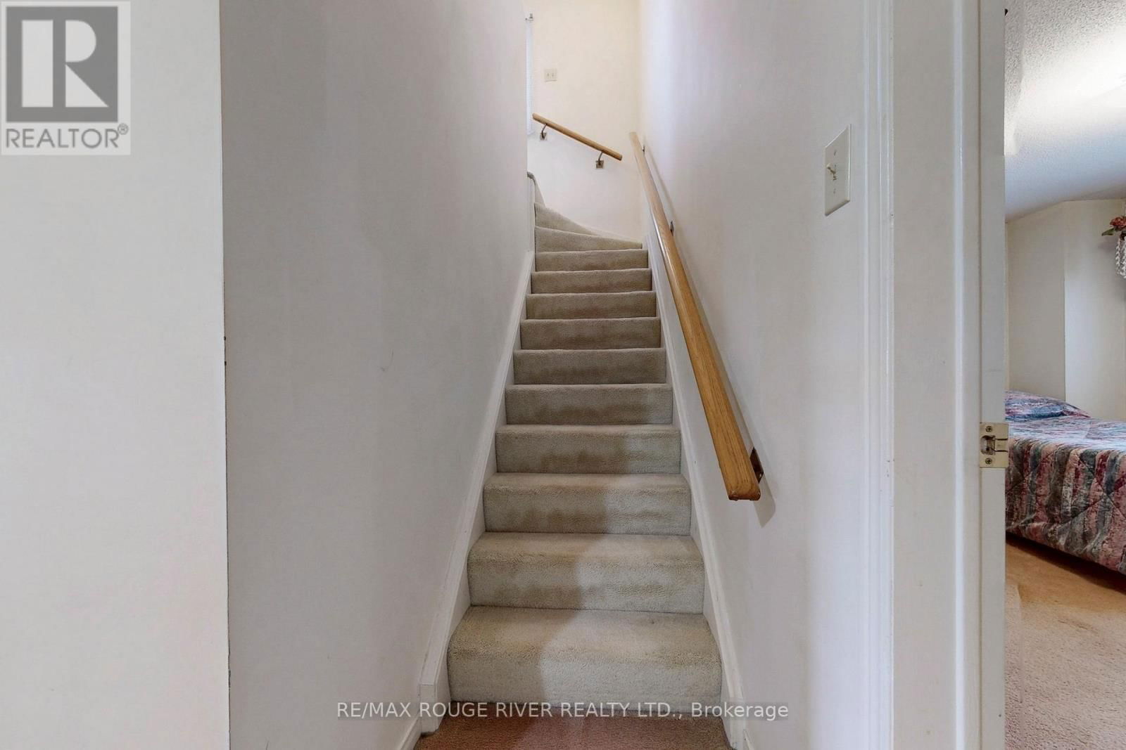 936 RAMBLEBERRY AVENUE Image 28