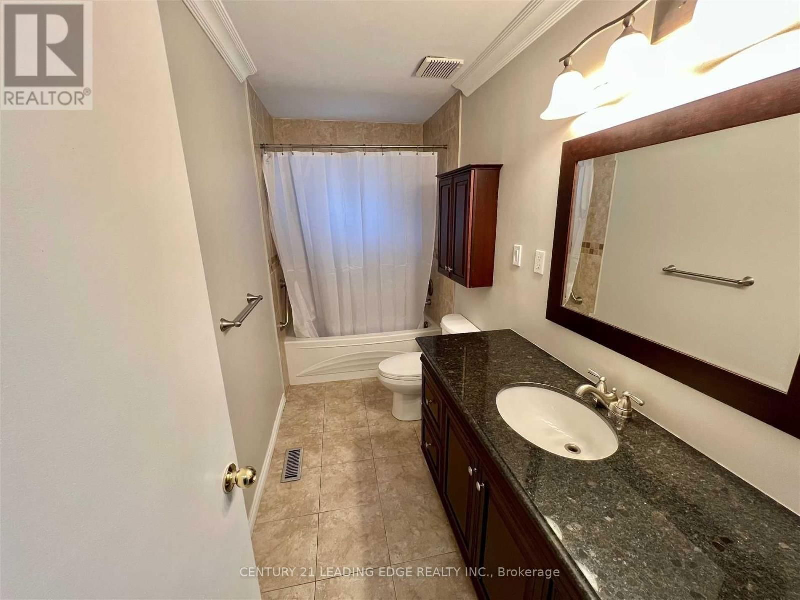 Main - 214 GIBBONS STREET Image 10